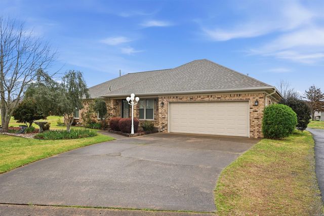 17 N Church, Vilonia, AR 72173