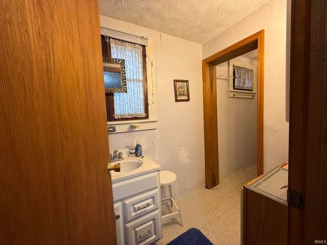 100 Lane 130 Lake George, Fremont, IN 46737