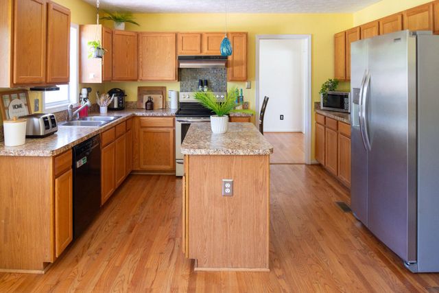 9835 MOHAWK DR, King George, VA 22485