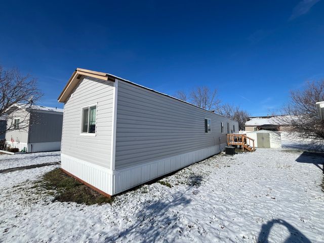 111 KINGS CT, Logan, UT 84321