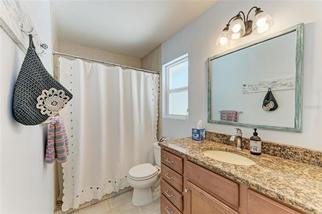 823 BRADENTON ROAD, Venice, FL 34293