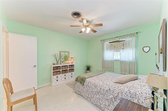 823 BRADENTON ROAD, Venice, FL 34293