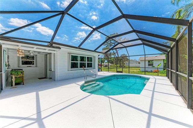 823 BRADENTON ROAD, Venice, FL 34293