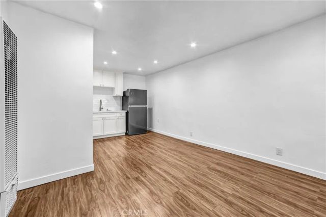 9808 S Central, Los Angeles, CA 90002