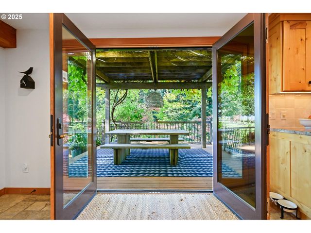 10151 Ne RIVENWOOD Ln, Carlton, OR 97111