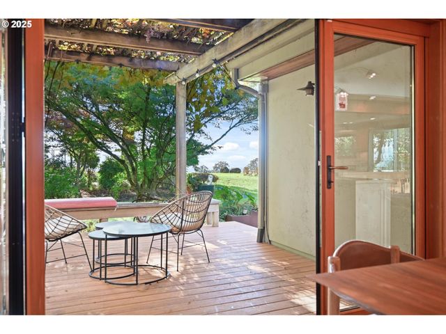 10151 Ne RIVENWOOD Ln, Carlton, OR 97111