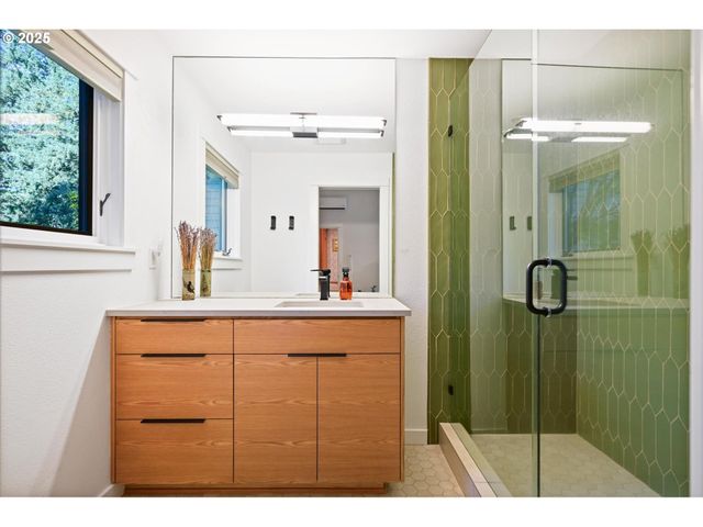 10151 Ne RIVENWOOD Ln, Carlton, OR 97111