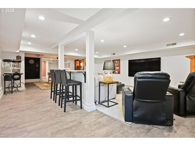 10151 Ne RIVENWOOD Ln, Carlton, OR 97111