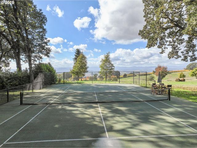 10151 Ne RIVENWOOD Ln, Carlton, OR 97111