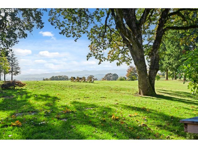 10151 Ne RIVENWOOD Ln, Carlton, OR 97111