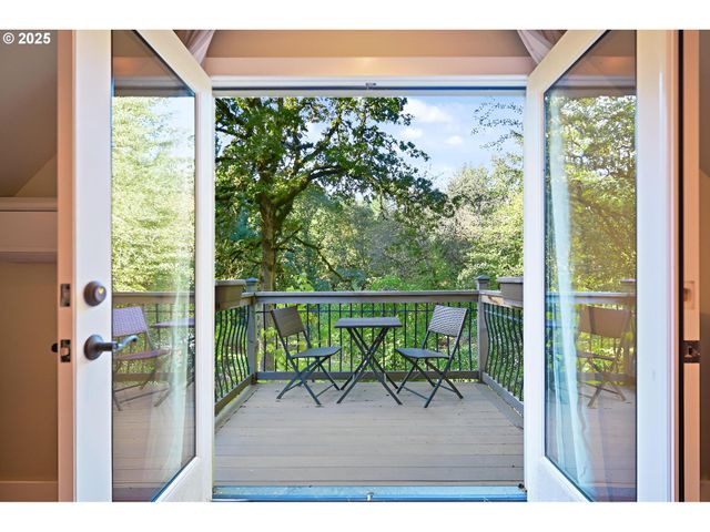 10151 Ne RIVENWOOD Ln, Carlton, OR 97111