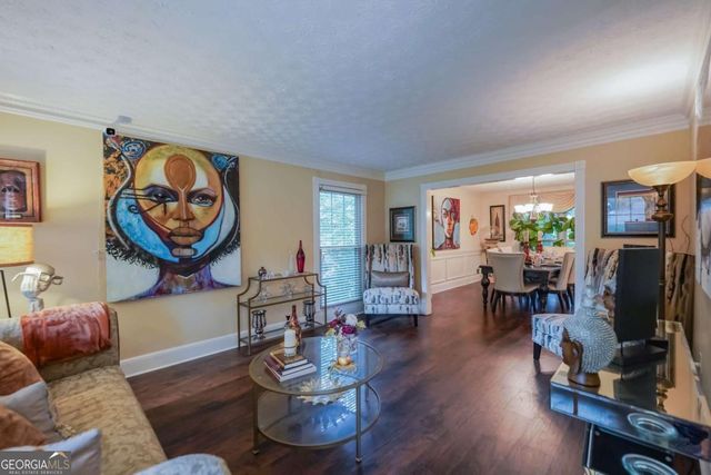 5027 Castlewood Drive SW, Lilburn, GA 30047