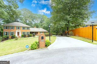 5027 Castlewood Drive SW, Lilburn, GA 30047