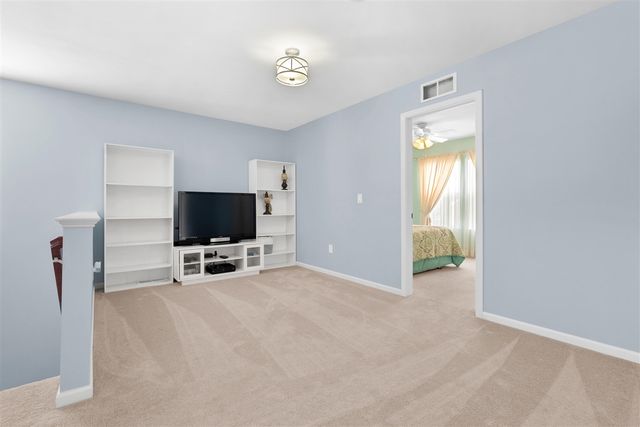 8854 Aveling Way, Richland, MI 49083