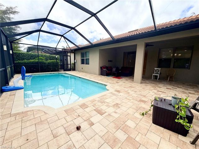 16432 Aberdeen WAY, Naples, FL 34110