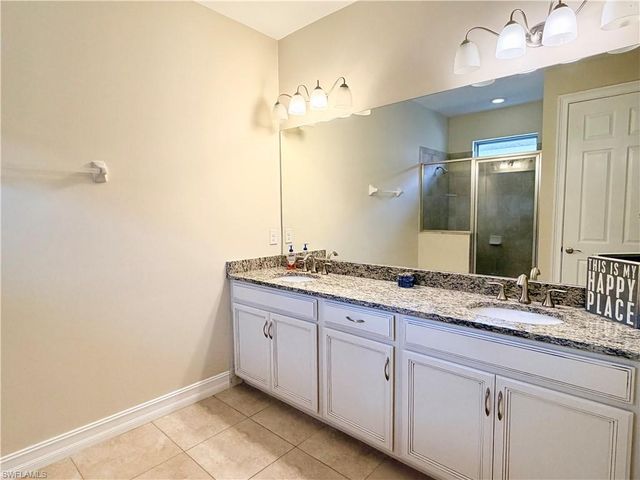 16432 Aberdeen WAY, Naples, FL 34110