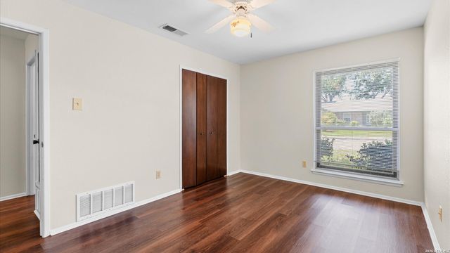 5314 PEPPERMINT DR, Kirby, TX 78219
