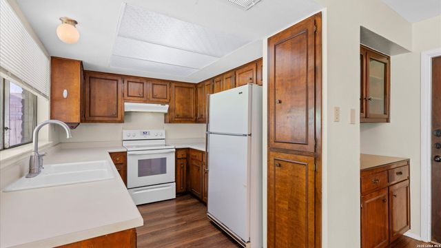 5314 PEPPERMINT DR, Kirby, TX 78219