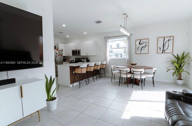 16222 SW 290th Ter 16222, Homestead, FL 33033