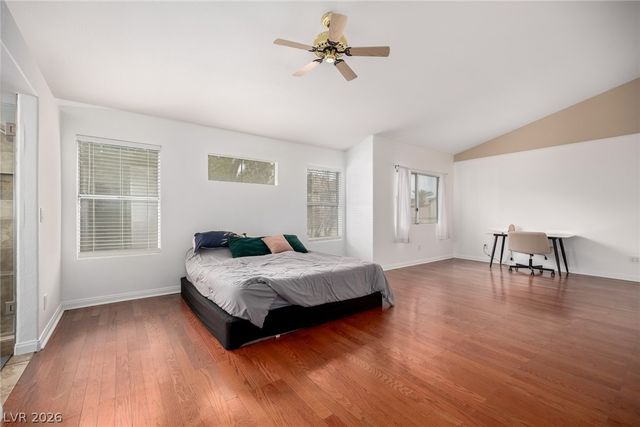 323 New Hope Drive, Henderson, NV 89014