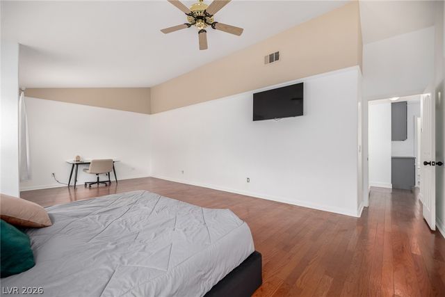 323 New Hope Drive, Henderson, NV 89014