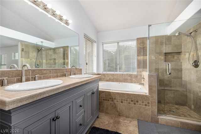 323 New Hope Drive, Henderson, NV 89014