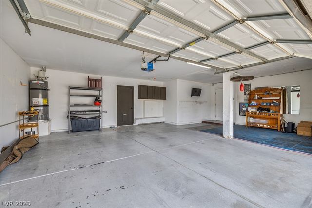 323 New Hope Drive, Henderson, NV 89014