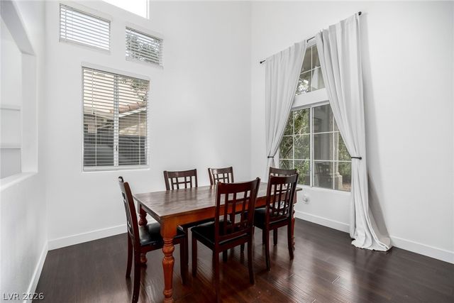 323 New Hope Drive, Henderson, NV 89014