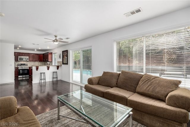 323 New Hope Drive, Henderson, NV 89014