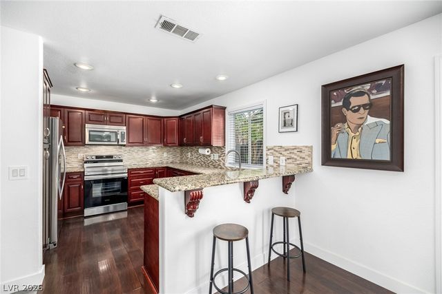 323 New Hope Drive, Henderson, NV 89014