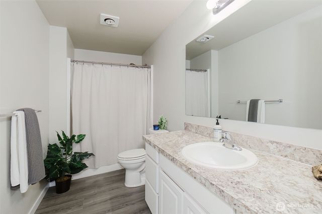 675 SE Olga Circle, Port Orchard, WA 98366