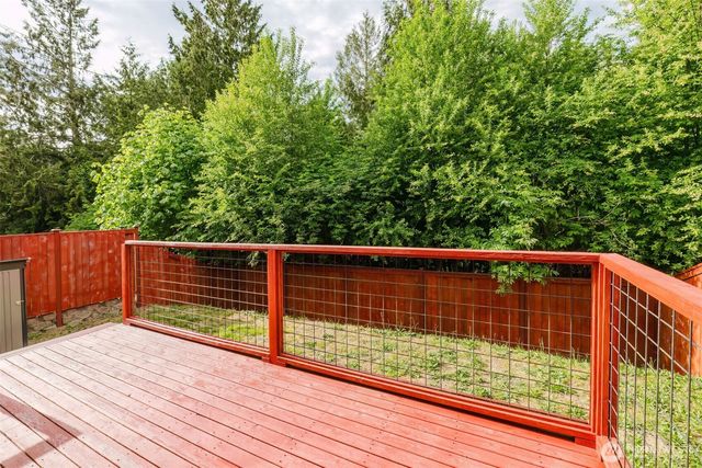 675 SE Olga Circle, Port Orchard, WA 98366