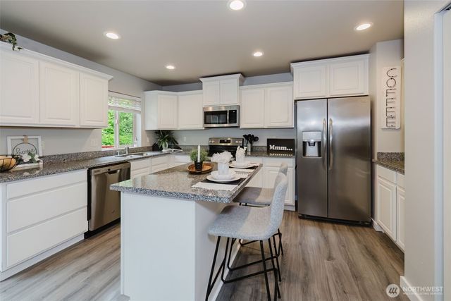 675 SE Olga Circle, Port Orchard, WA 98366