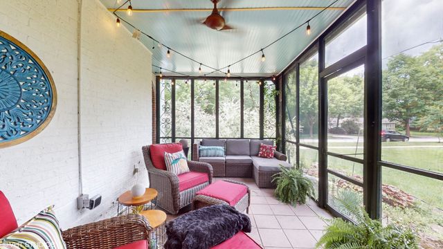 2318 Vardon Lane, Flossmoor, IL 60422