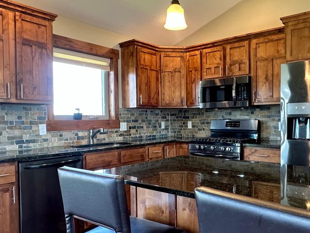1511 Otter Way, New Richmond, WI 54017