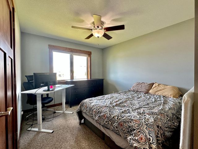 1511 Otter Way, New Richmond, WI 54017
