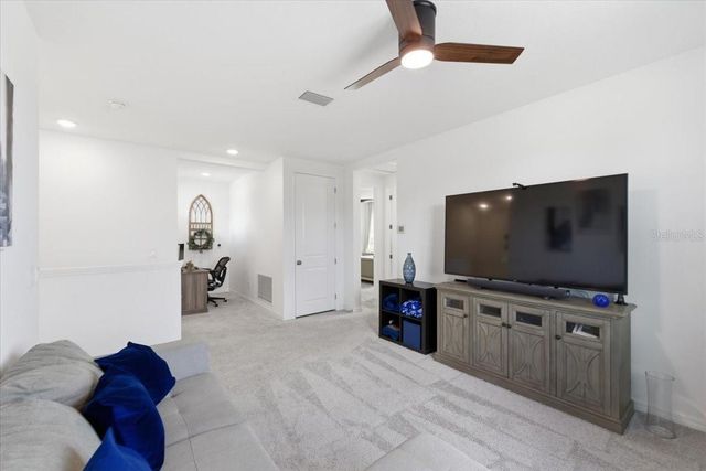 82 HILLSHIRE PLACE, Spring Hill, FL 34609