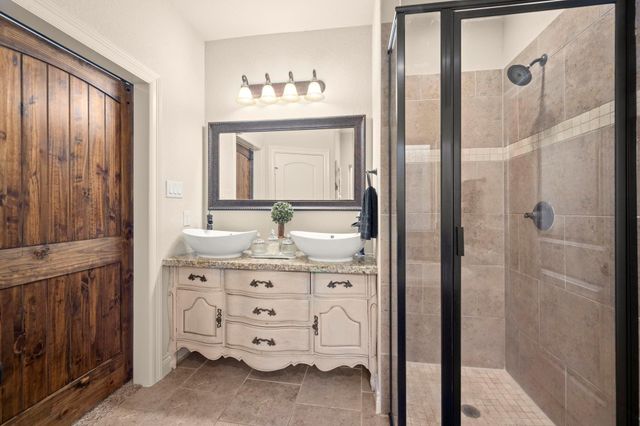 109 Harbour Town Circle, Conroe, TX 77356