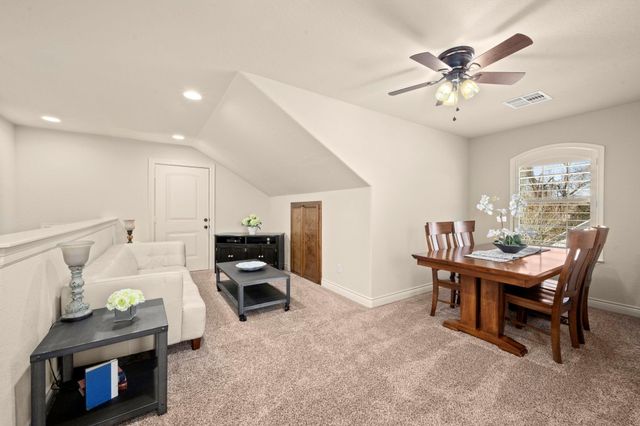 109 Harbour Town Circle, Conroe, TX 77356