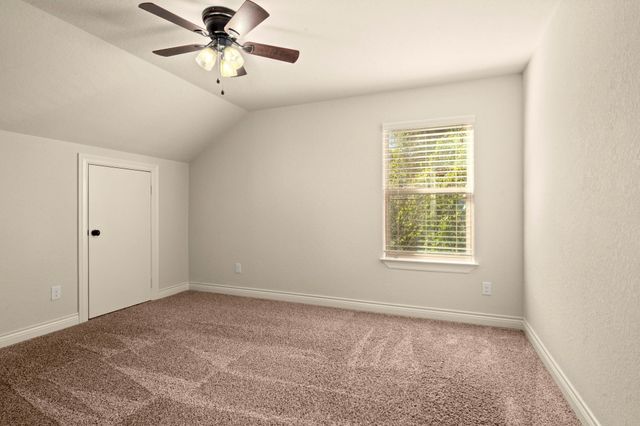 109 Harbour Town Circle, Conroe, TX 77356