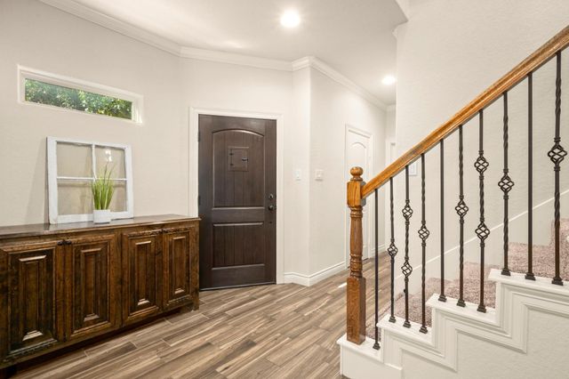 109 Harbour Town Circle, Conroe, TX 77356