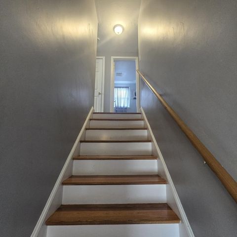 89 Kingman St, Brockton, MA 02302