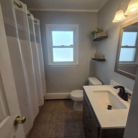 89 Kingman St, Brockton, MA 02302