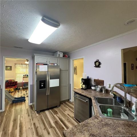 5616 Royal Pines Circle, Wade, NC 28395