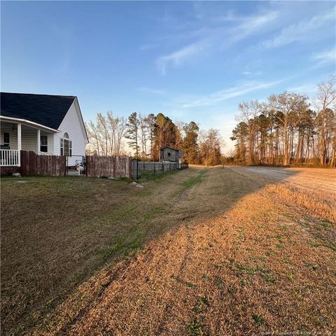 5616 Royal Pines Circle, Wade, NC 28395