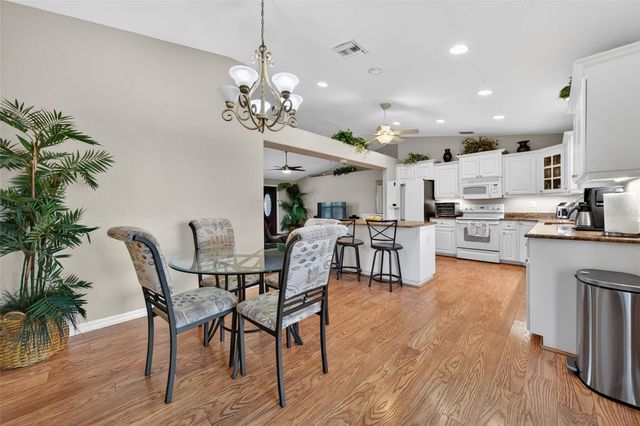 9050 CALOOSA DRIVE, Venice, FL 34293