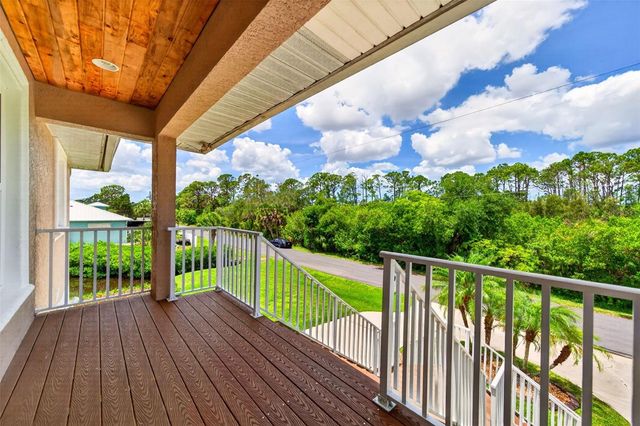 9050 CALOOSA DRIVE, Venice, FL 34293