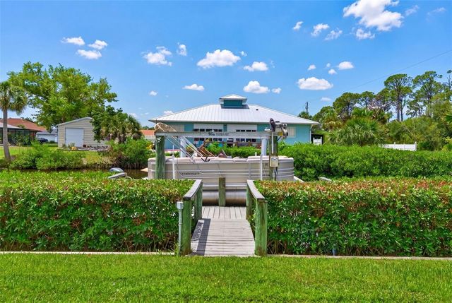 9050 CALOOSA DRIVE, Venice, FL 34293