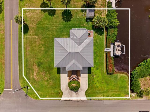 9050 CALOOSA DRIVE, Venice, FL 34293