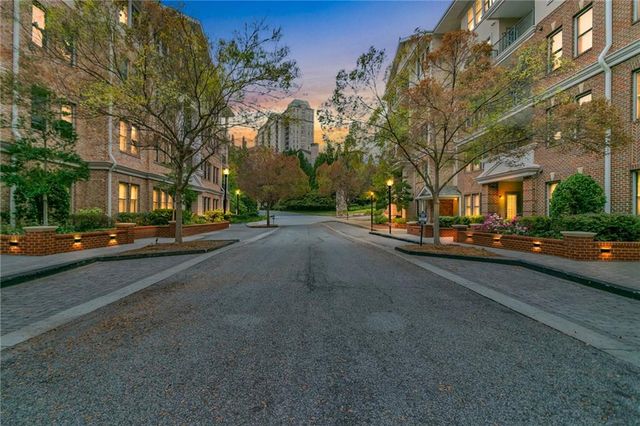 3621 Vinings Slope SE 2516, Atlanta, GA 30339